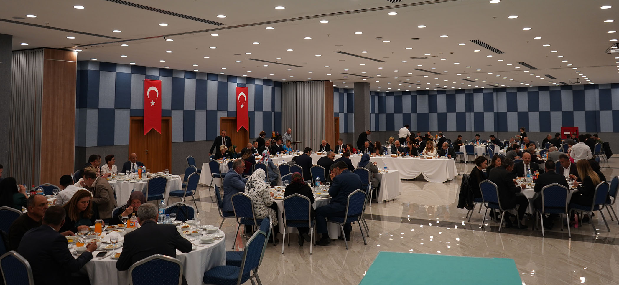 Meclis üyelerimiz iftar programında bir araya geldi